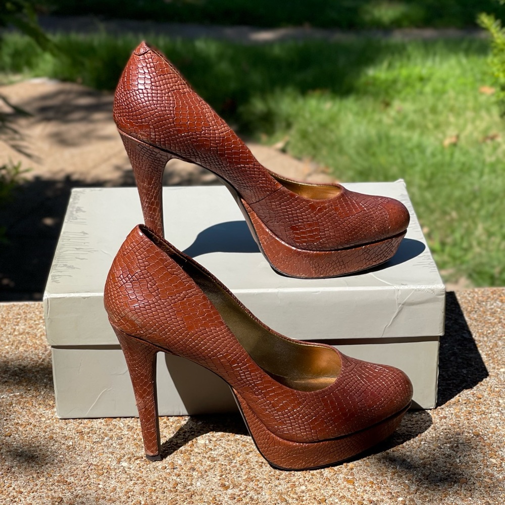 Jessica Simpson Signature Brown Snake Skin Heels
